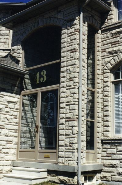 Earlier Work project 43 — M & M Windows
