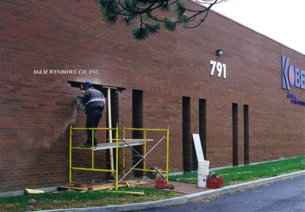Distribution Centres — M & M Windows