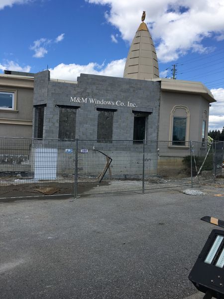 Commercial Buildings project 49 — M & M Windows